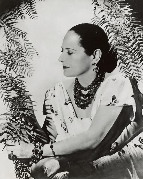 helena-rubinstein-dans-son-appartement-collection-lilith-fass.jpg