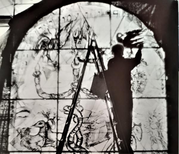 Chagall vitrail.jpg