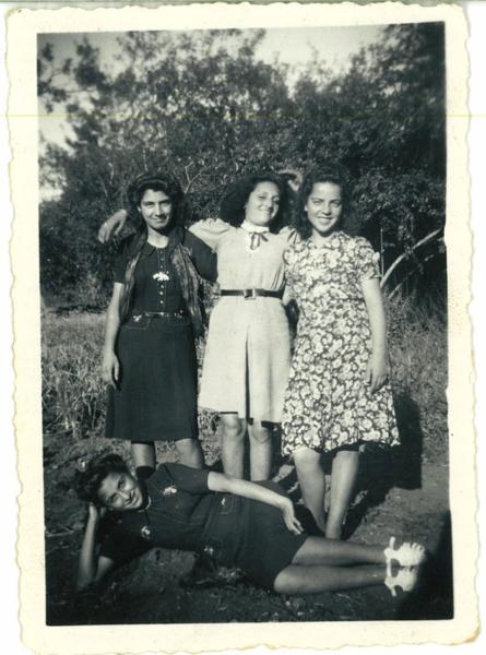 Archives familiales Hassine, 1941