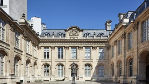 Cour d'honneur de l'hôtel de Saint-Aignan. Photo : Giovanni Ricci-Novara